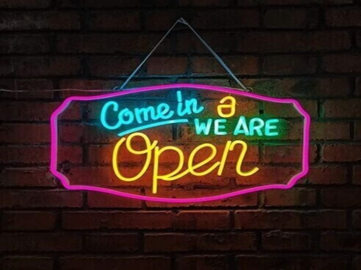 Neon sign manufacture